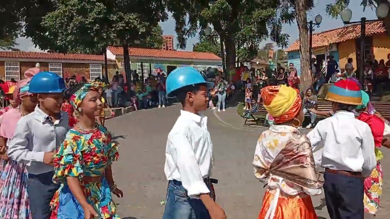 CALIPSO DEL CALLAO. QUINTO GRADO A,  B Y C. MONTAJE PROFESORA YUSMARY AGUIRRE.