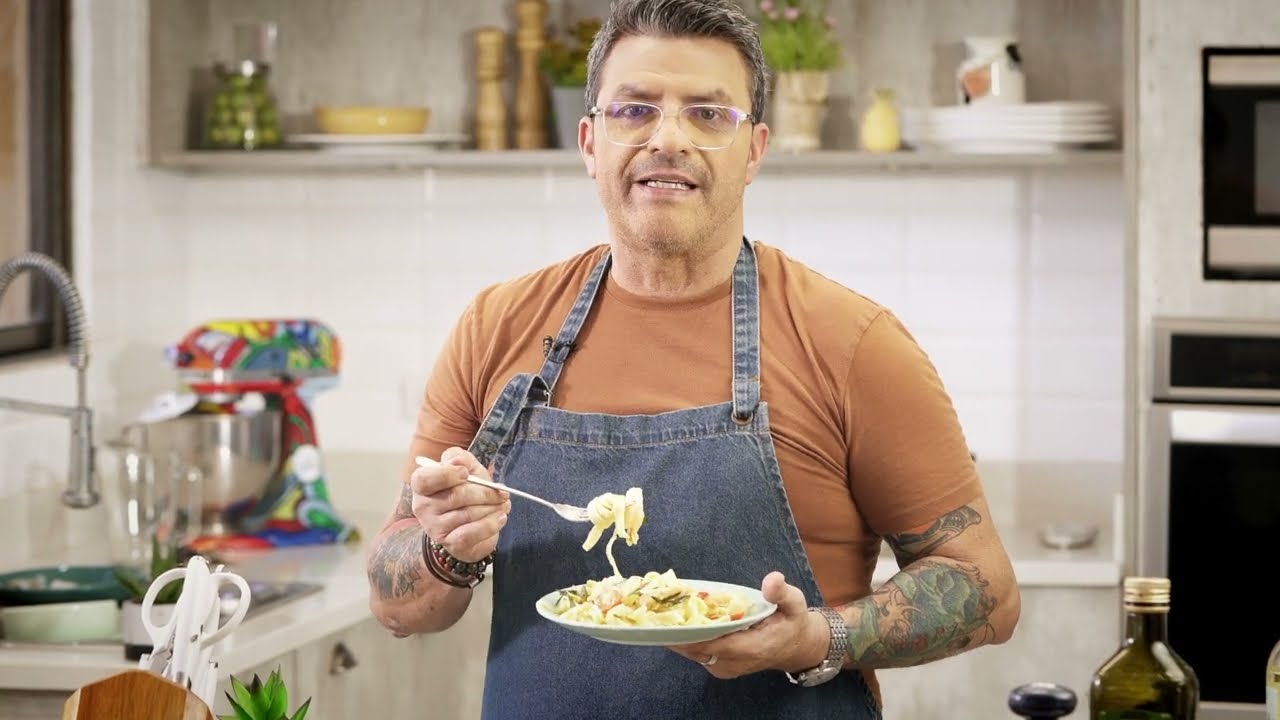 CAMARONES EN SALSA CREMOSA DE AJO Y QUESO PARMESANO
