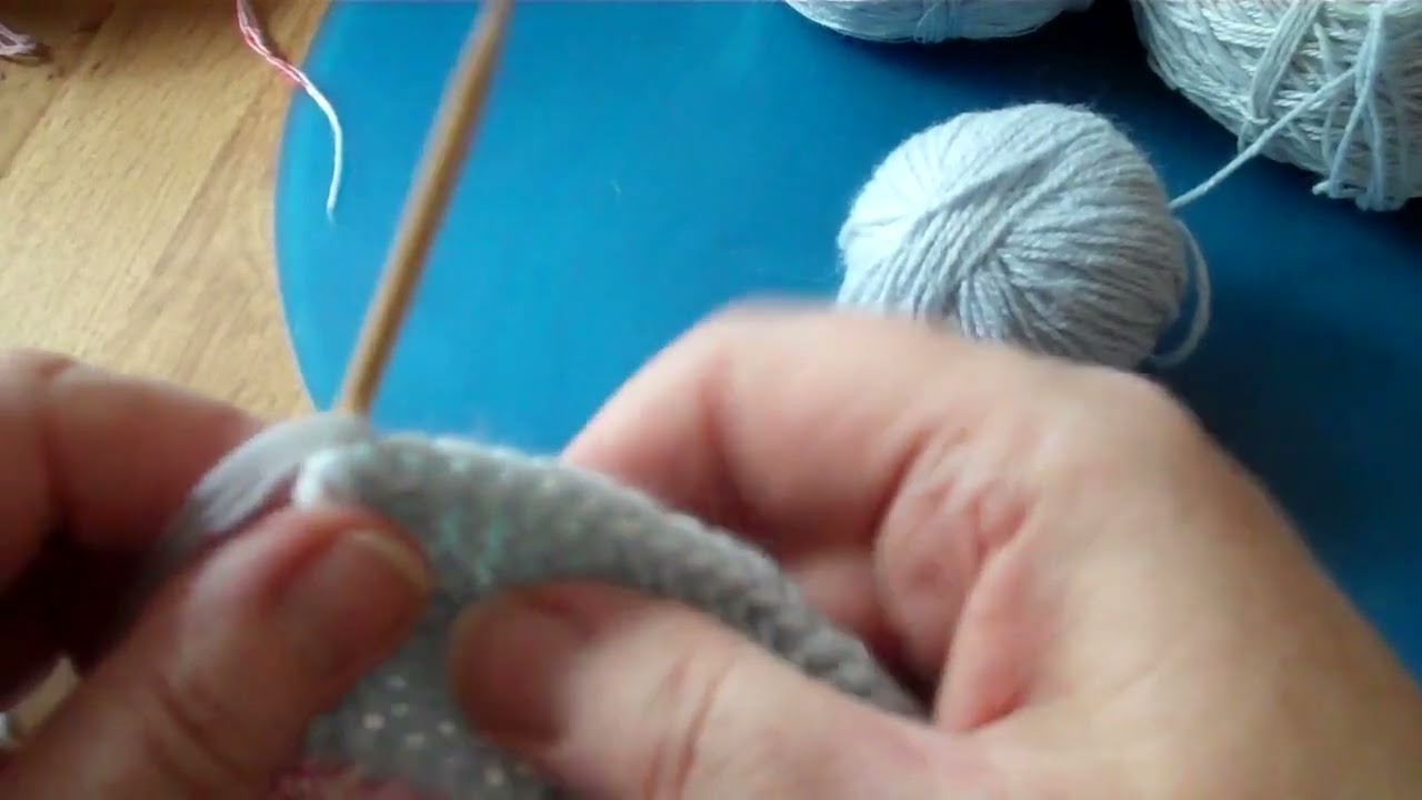 Spiralstricken mit 10 Maschen  Teil 1   -     27.08.2023