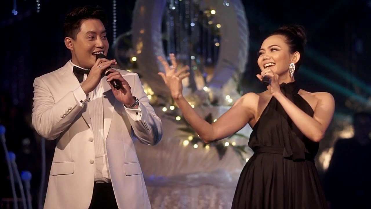 Rina Nose - Maju Mundur Cantik with Smiling Face Lite Orchestra