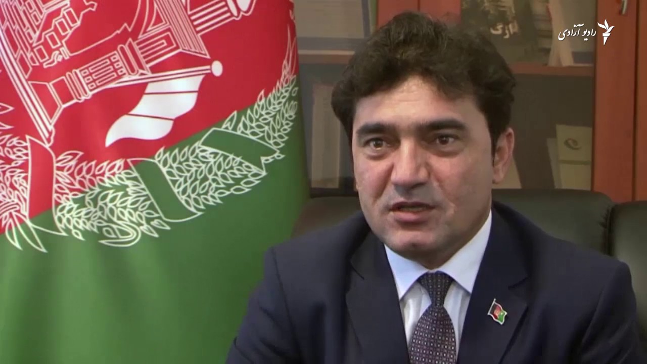 حبیبی پس از منظوری استعفایش: وزرا باید جرأت کنار رفتن را داشته باشند