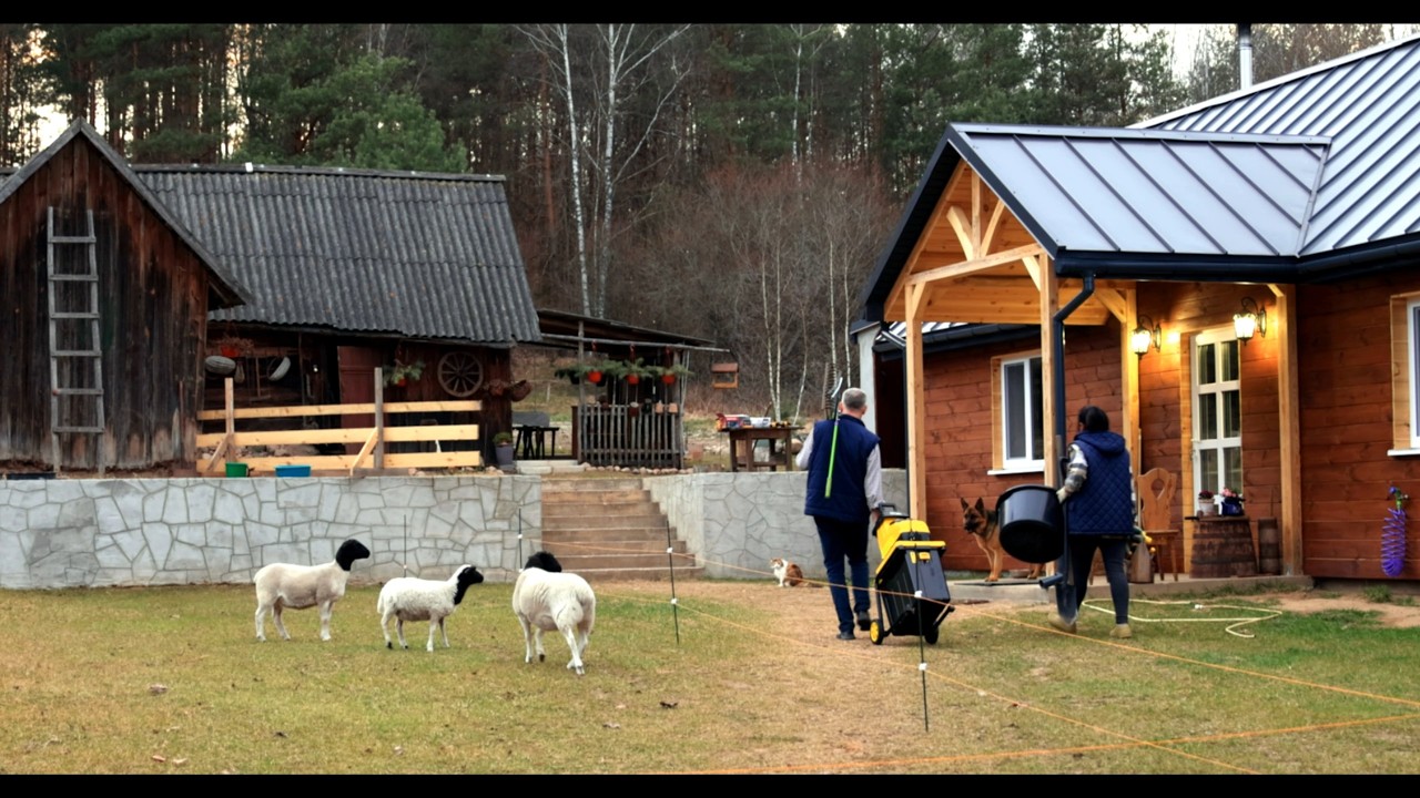 Life on a small farm with a hardworking couple | Clearing out a secret garden
