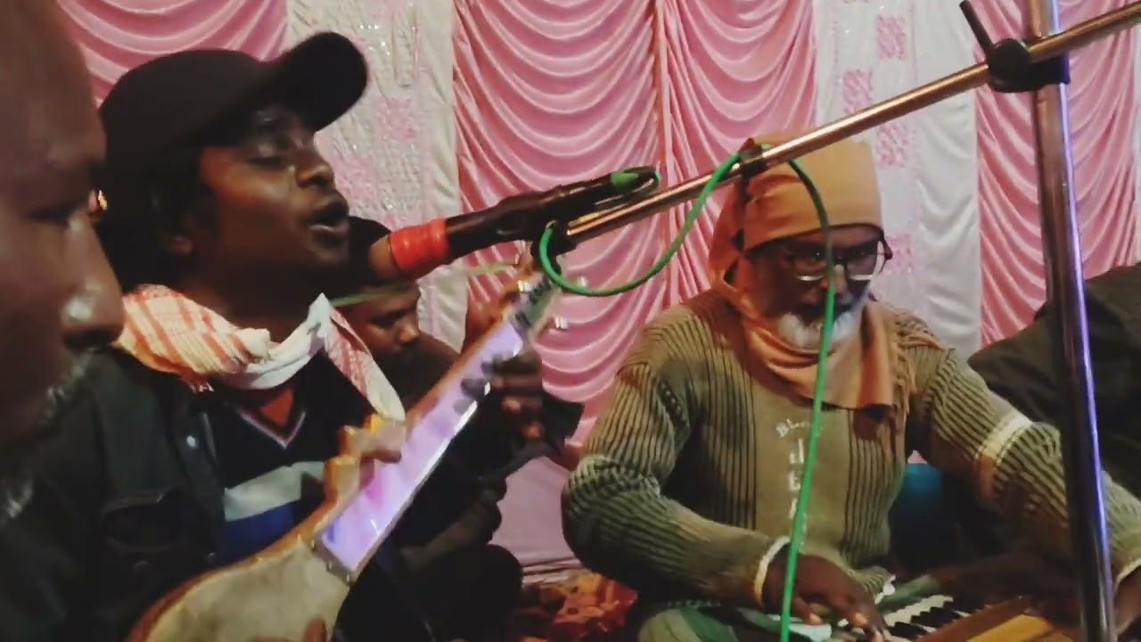 বড় বিশ্বাস কইরা জায়গা দিলাম রে