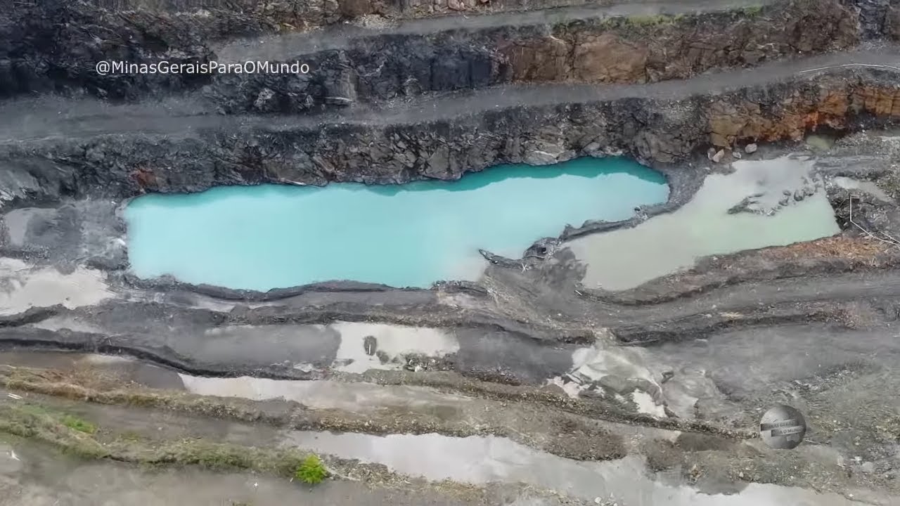 IMAGENS NUNCA VISTA ÁGUA VERDE MORRO DA MINA CONSELHEIRO LAFAIETE MINAS GERAIS BRASIL..