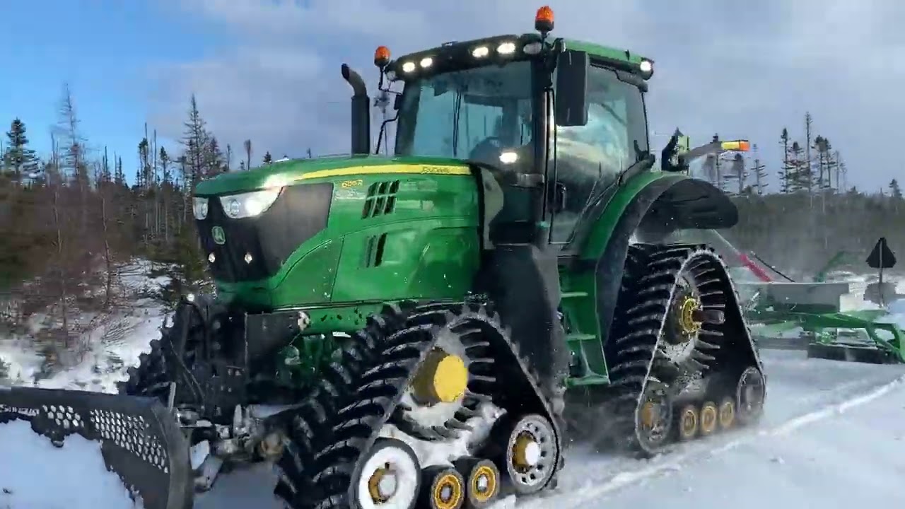 John Deere 6155R on Soucy Tracks
