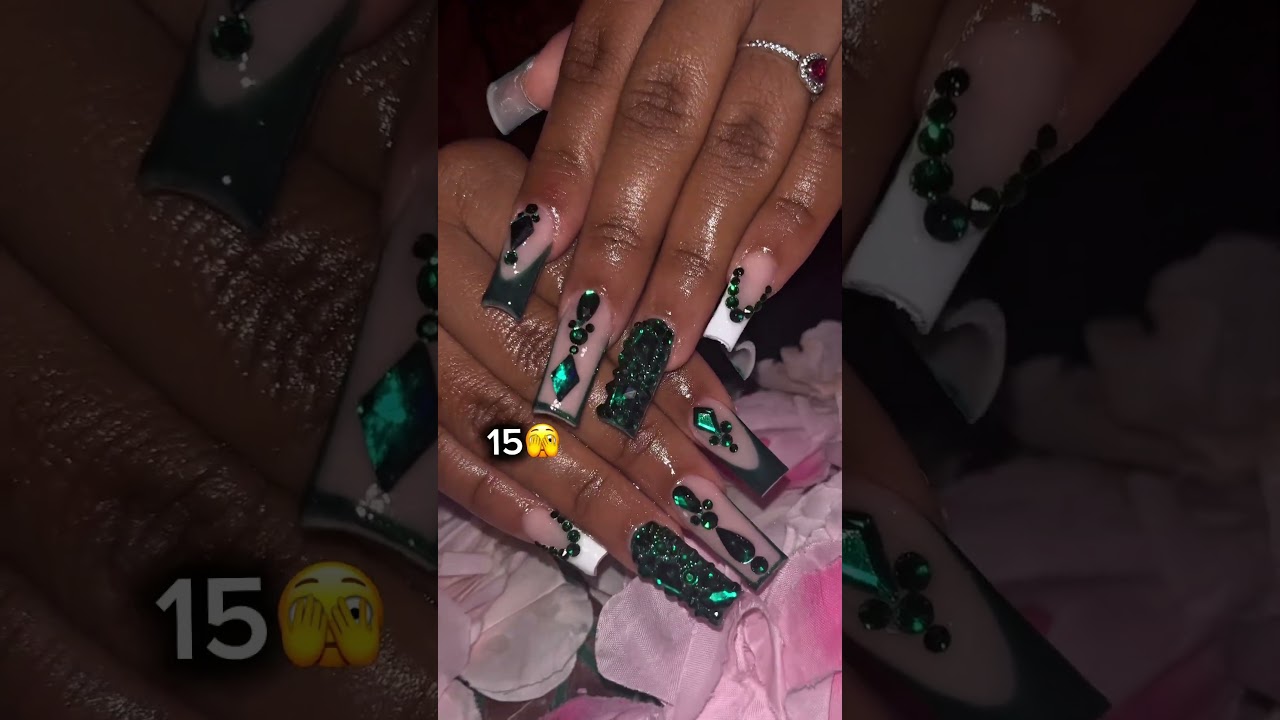 My nail clients vs their age 🤭 #nailsnailsnails #acrylicnails #nailtech