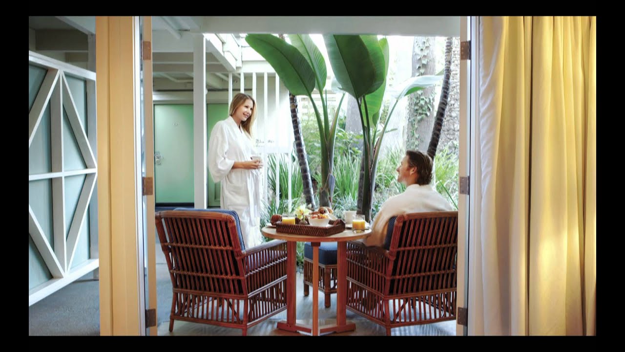 Pavilion Hotel