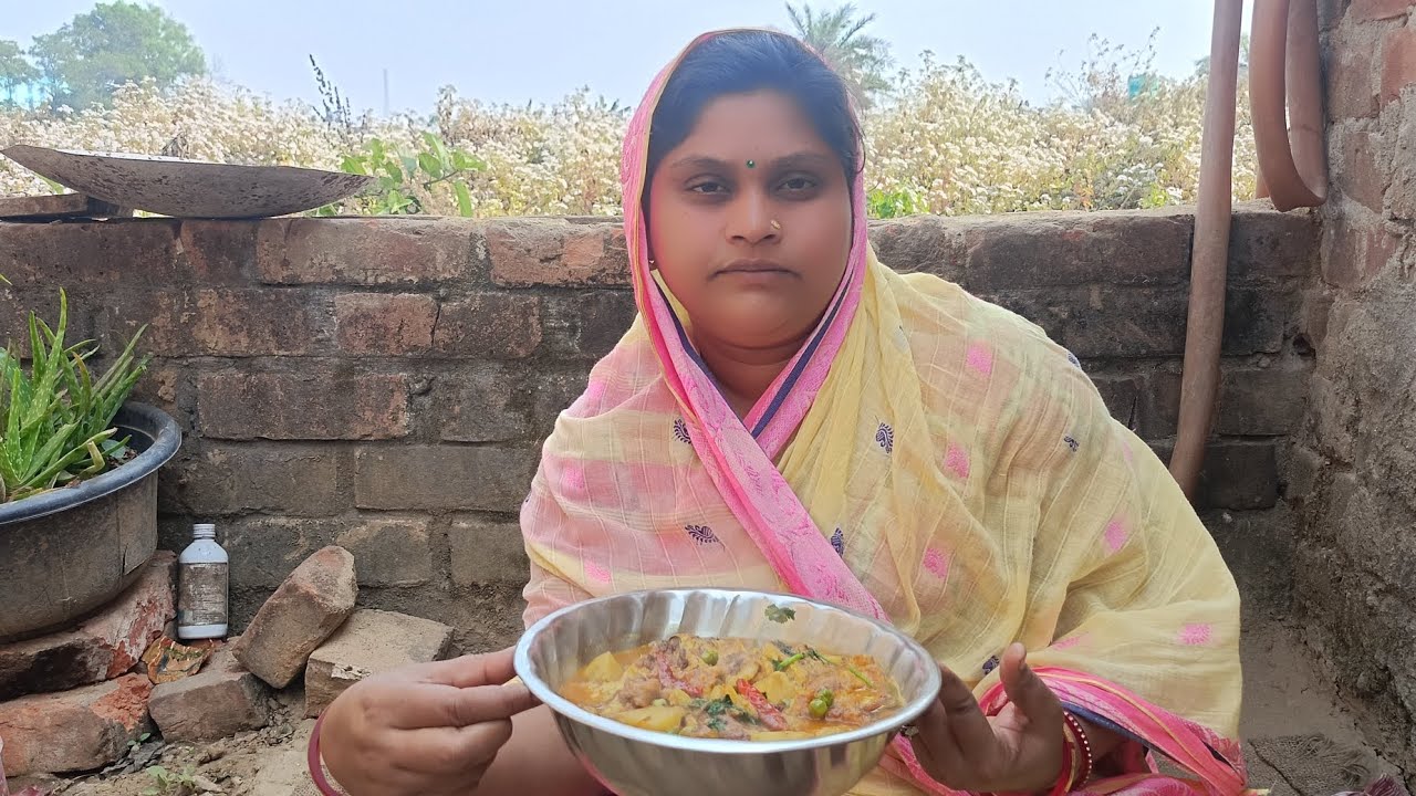   মাত্র দুটো ডিম দিয়ে বাঁধাকপির অমলেট বানিয়ে আলু মটরশুঁটি দিয়ে ঝোল রেসিপি#food #ভাইরাল ভিডিও