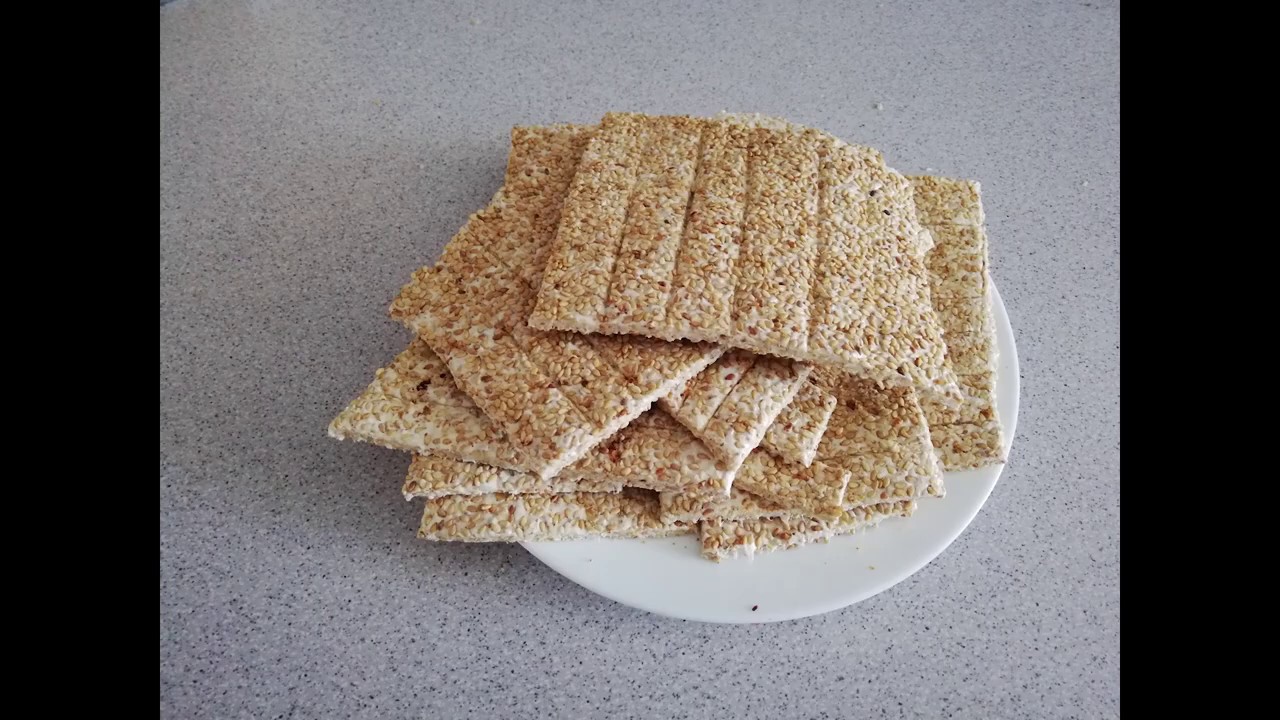 حلاوة سمسمية ( حلويات خميس الحلاوة الحمصية )