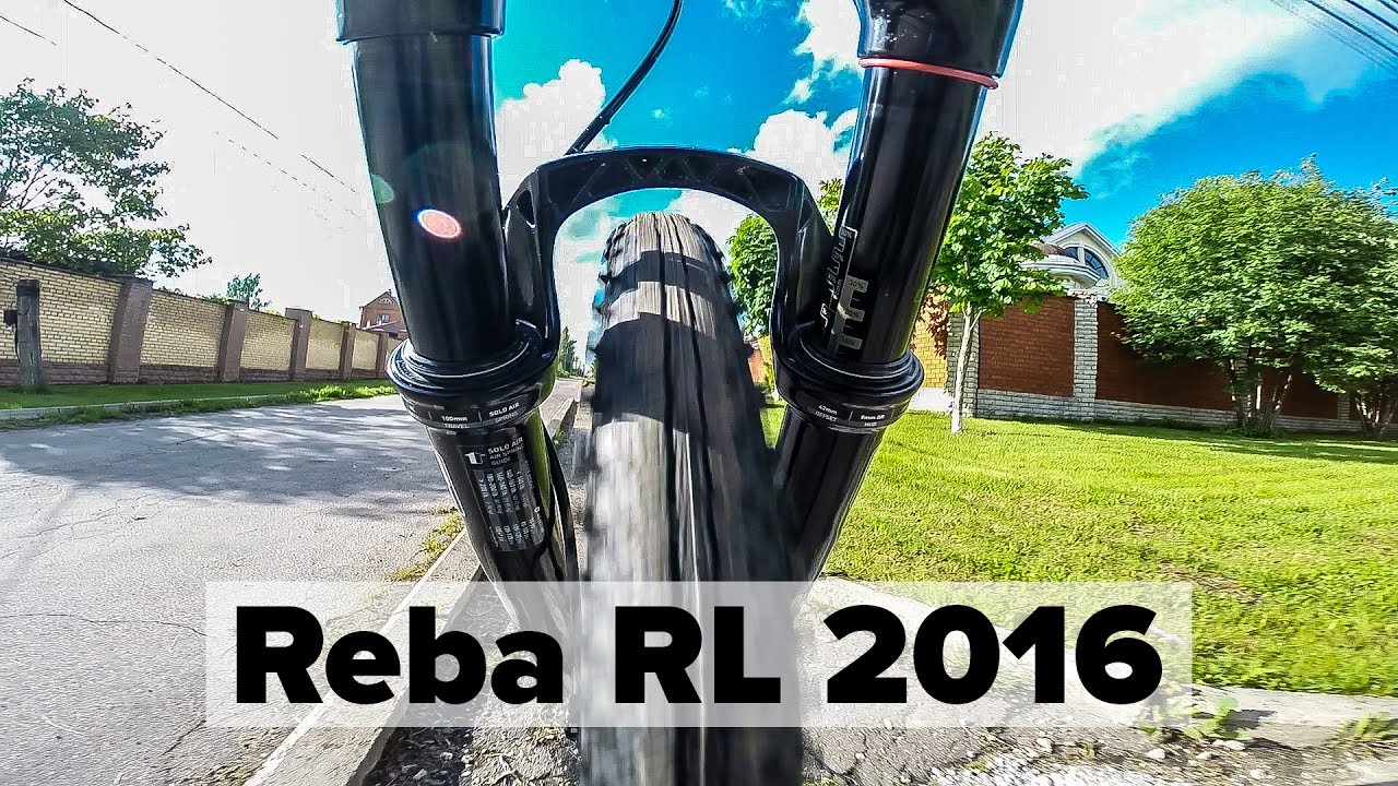 RockShox Reba RL Solo Air 100mm in action