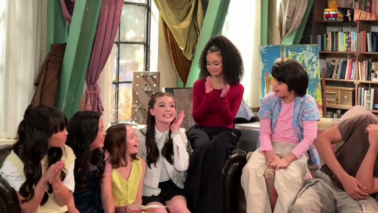 Interview With The Cast Of Vampirina Teenage Vampire & Janice LeAnn Brown Wizards Beyond 