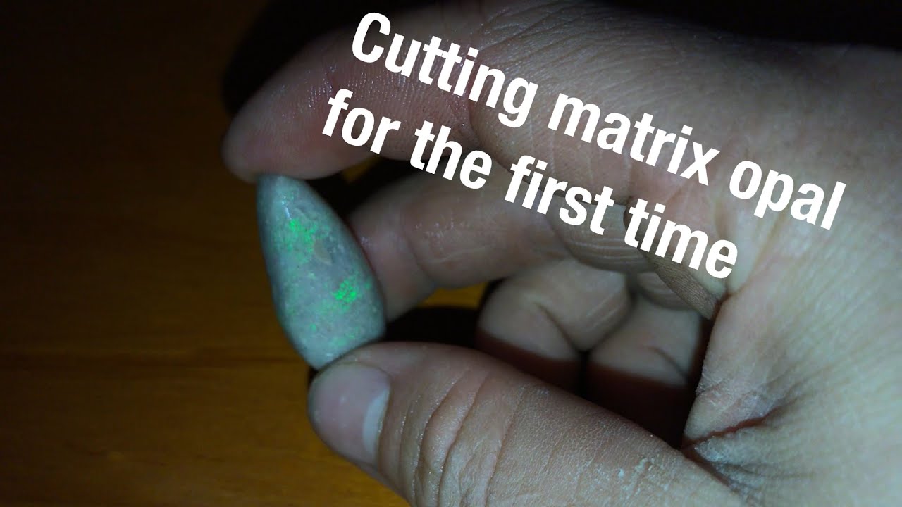 Cutting Andamooka matrix opal for the first time