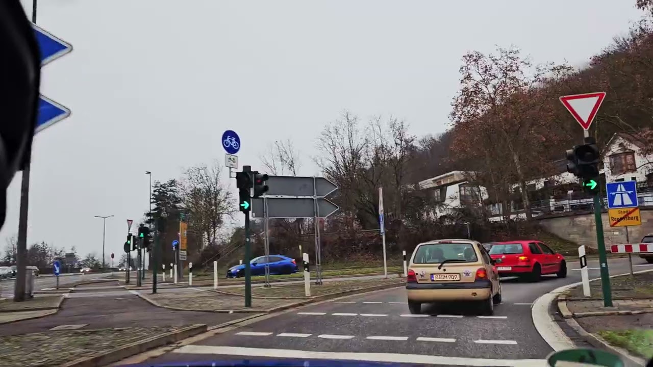 Abfahrt aus Regensburg – Ruhige Fahrt durch die Stadt zur Autobahn