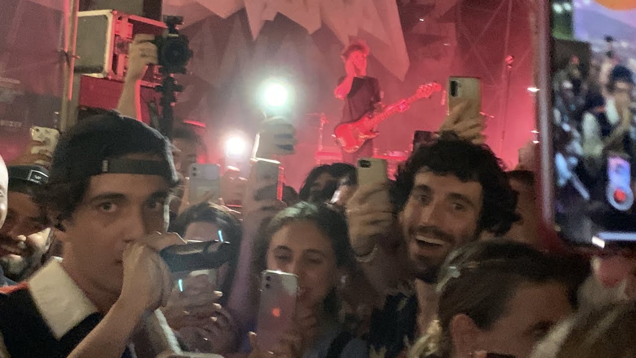 Tananai - Baby Goddamn (live @Oltre Festival)