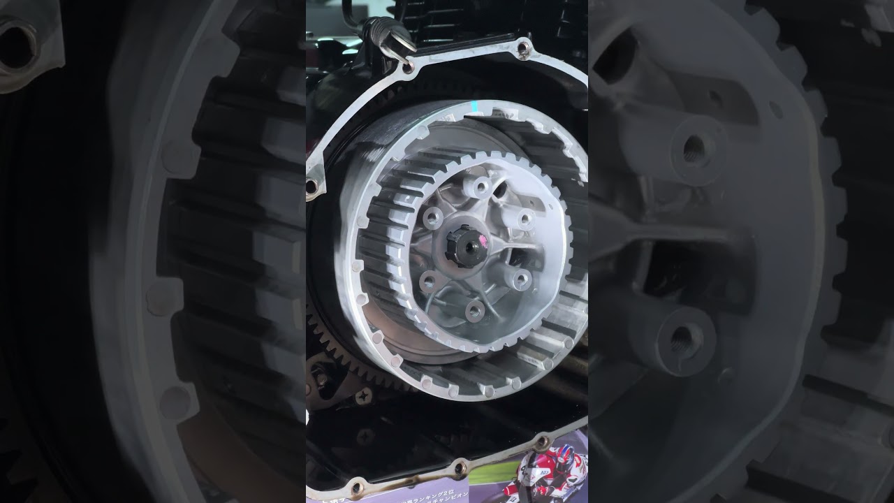 GSX1100Sクラッチハブ動作確認。何故か新しい方は回りが渋い。