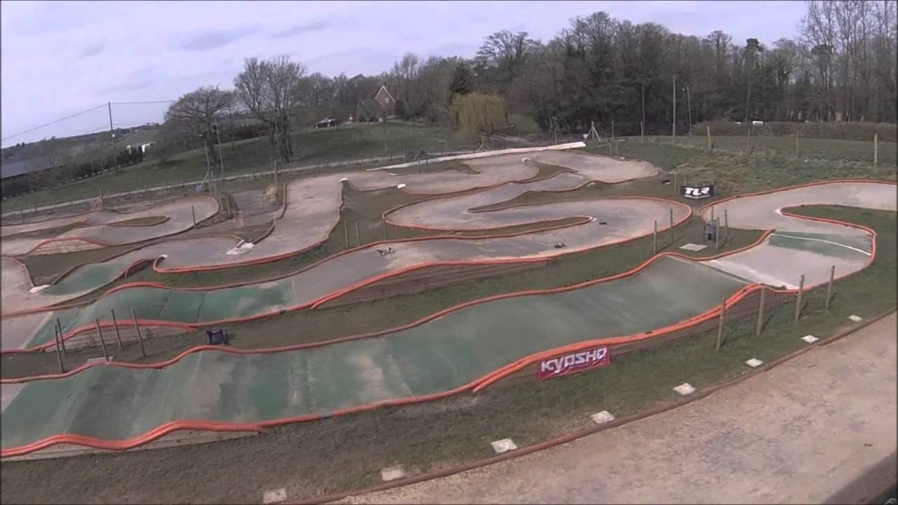 Tekno EB48.3 and NB48.3 test day at Herts Nitro