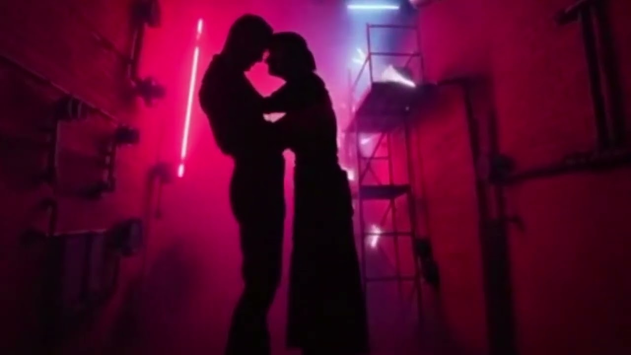 𝐍𝐎𝐂𝐓𝐈𝐒 𝐅𝐀𝐁𝐄𝐑 - 𝐕𝐞𝐥𝐯𝐞𝐭 𝐐𝐮𝐞𝐞𝐧