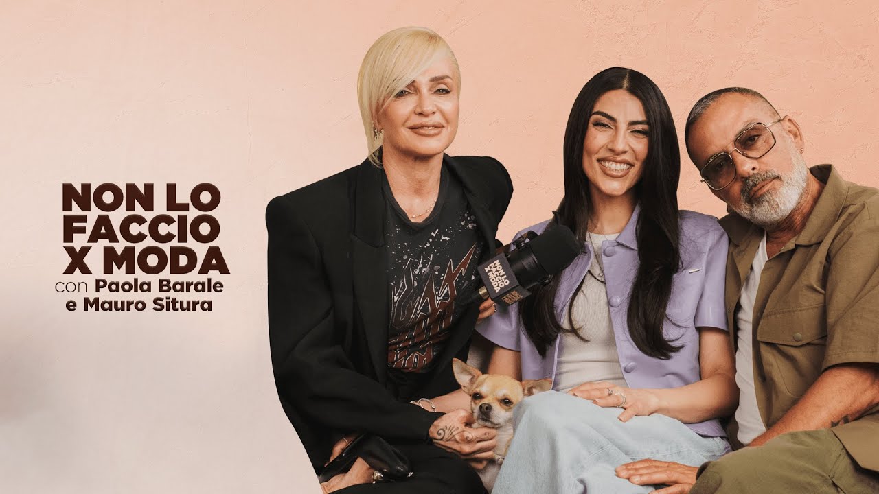 Ciao mi presento: Sono Paola Barale un ex show girl in pensione | Non lo faccio x moda