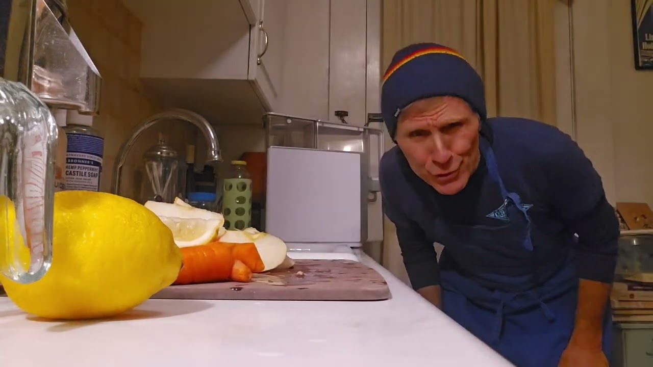 40th Anniversary of Veganism -Classic Organic Carrot, Apple, Lemon Juice