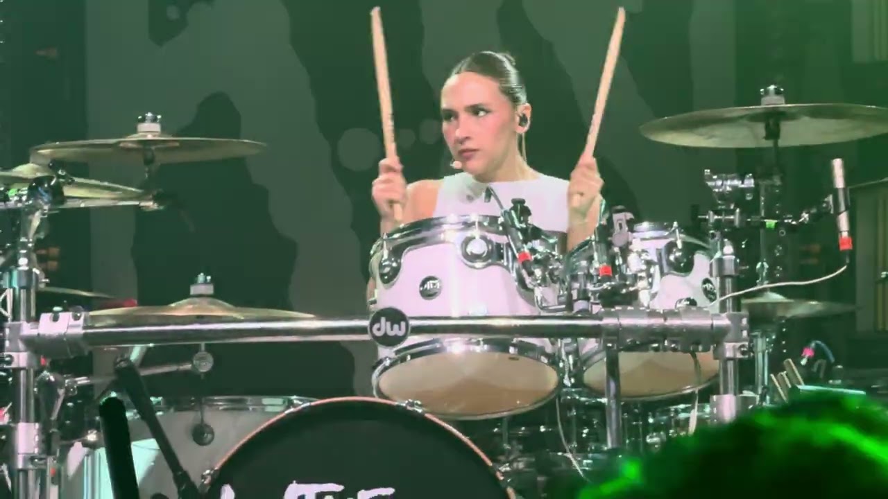 The Warning - Apologize live at Union Square Philadelphia, PA