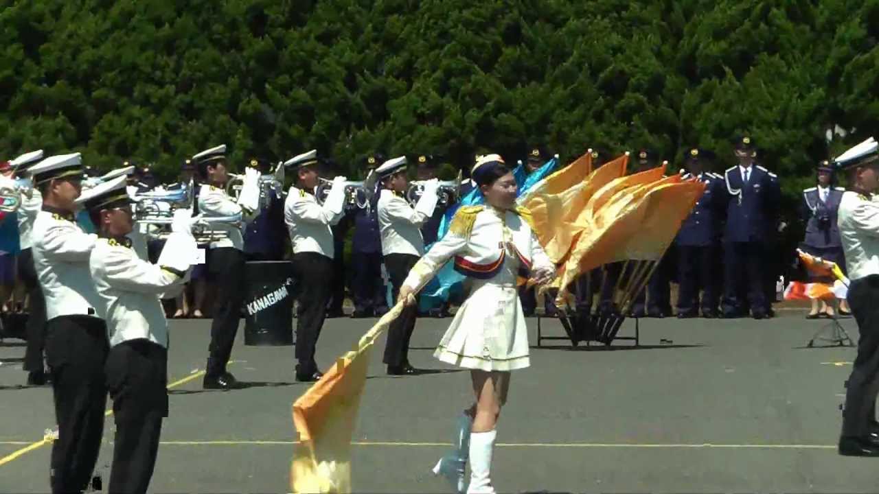神奈川県警察音楽隊＆カラーガード隊　ドリル演技