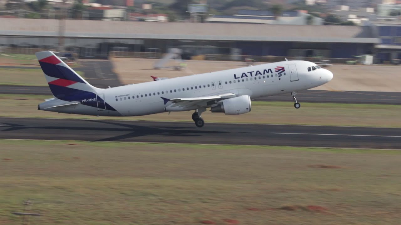 Airbus A320 - Latam Brazil - Departures SBSR - S&atilde;o Jos&eacute; do Rio Preto/SP