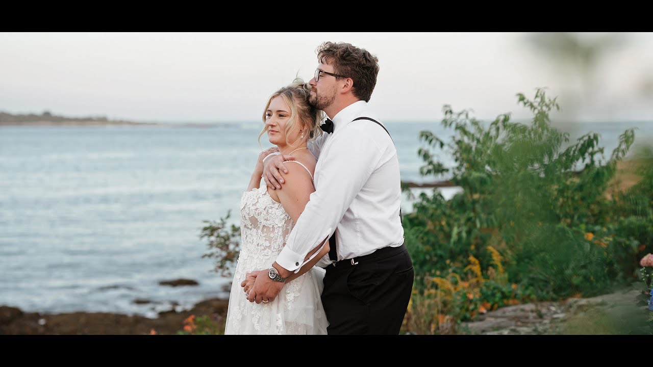 Sarah & Chris / South Portland Maine Wedding