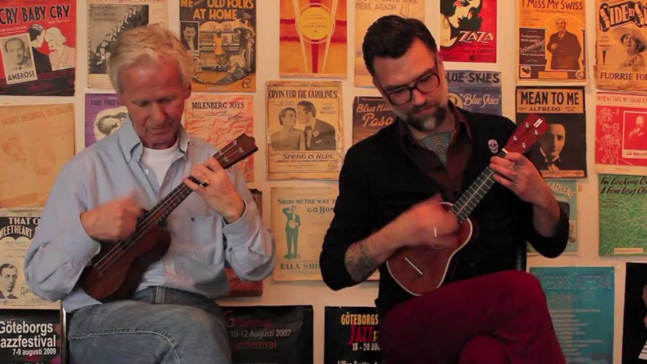 CAROLINA GLIDE (old-time ukulele duet)