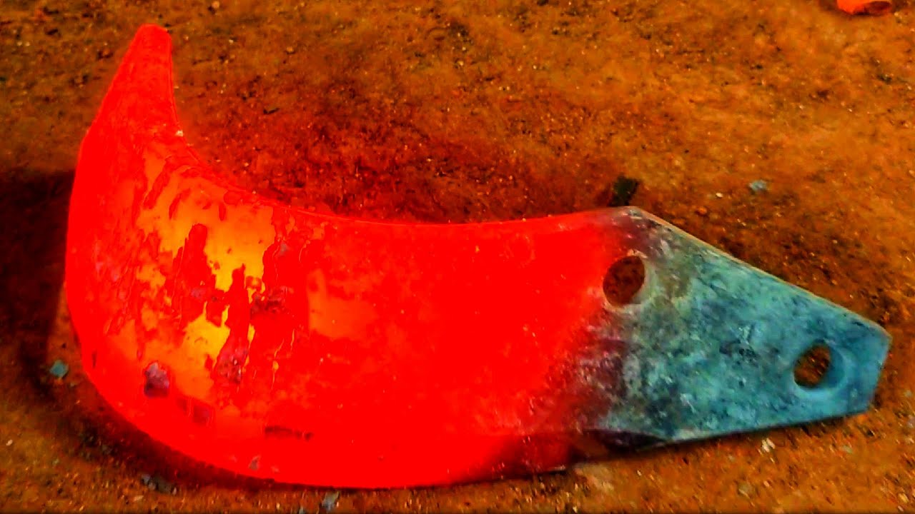 ASMR Traditional Indonesian Rotary Blade Forging | Skilled Ancestral Craftsmanship in Sumatra