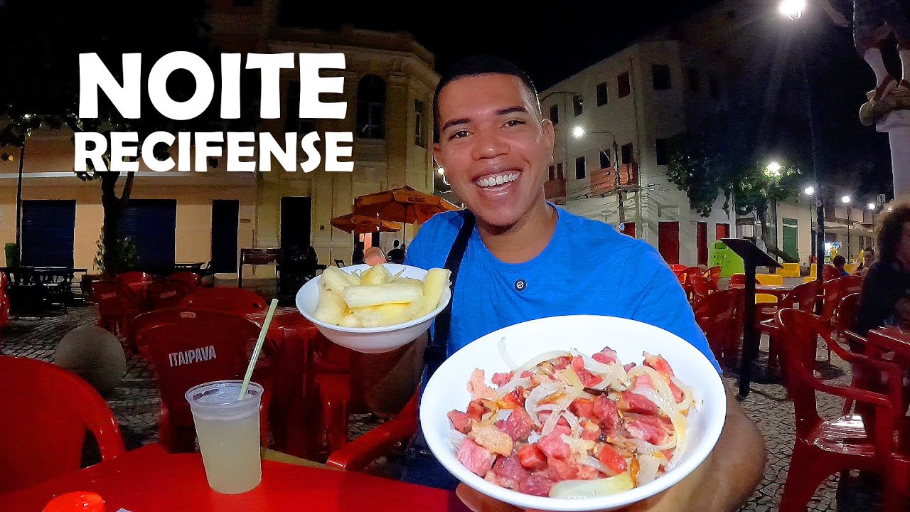 Procurando COMIDA na NOITE do Recife