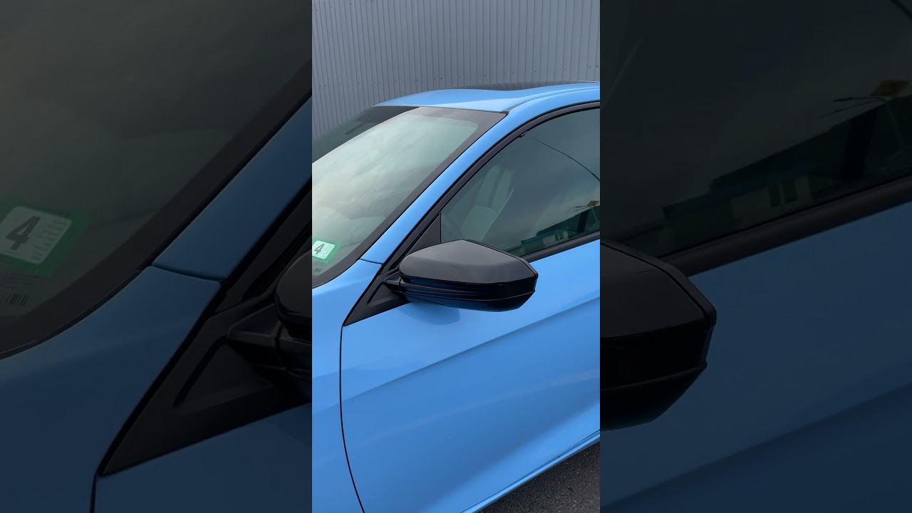 Оклейка в голубой глянец Hexis  _______________________________#wrap#carwrap #wrapping #carwrapping