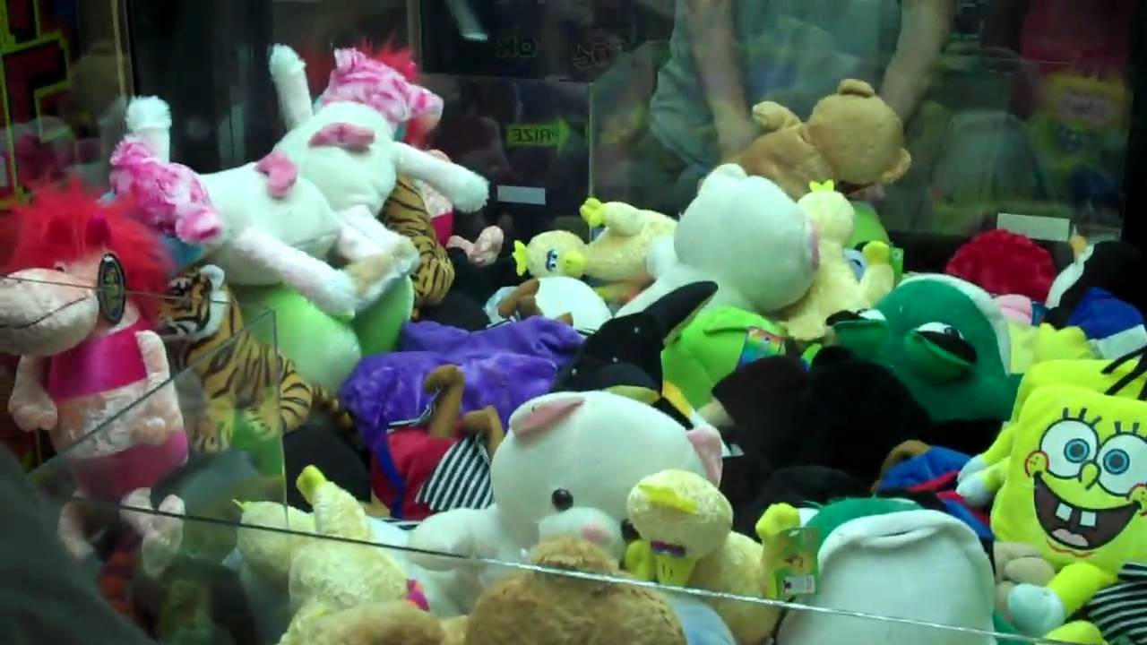 Classic Game Room - SMART PRIZE TIME claw game review