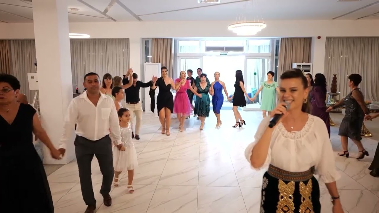Milica Piscureanu - 🎶💚 Bea neicuță vinul cu ulceaua🎤 💚🎶New 2024 💯✅💣 Sârbă de joc💥🎶💯🔝💥🍀💚