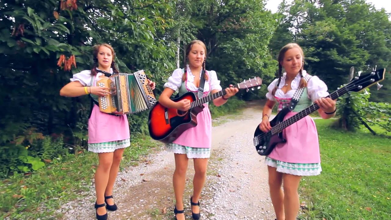 ansambel ME TRI DO POLNOČI - NAŠ STRIC