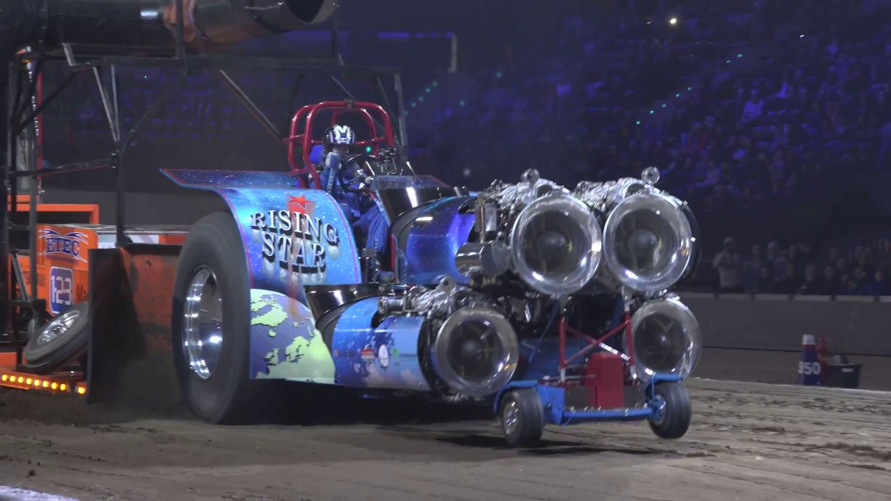 Modifieds Ahoy 2018 Tractor Pulling by MrJo