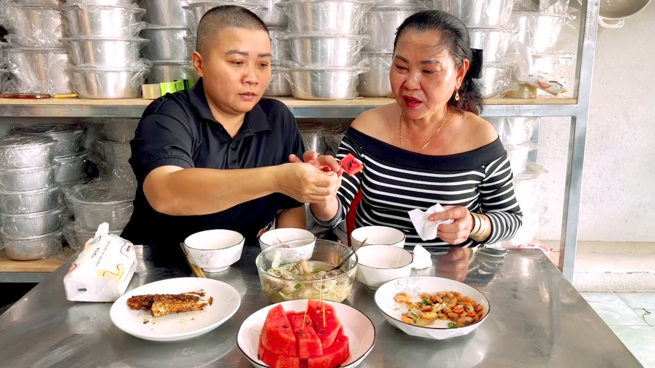 Măng tươi trái vụ hầm gà  bữa cơm nhà đơn giản mà ấm áp | Bữa Cơm Hạnh Phúc 