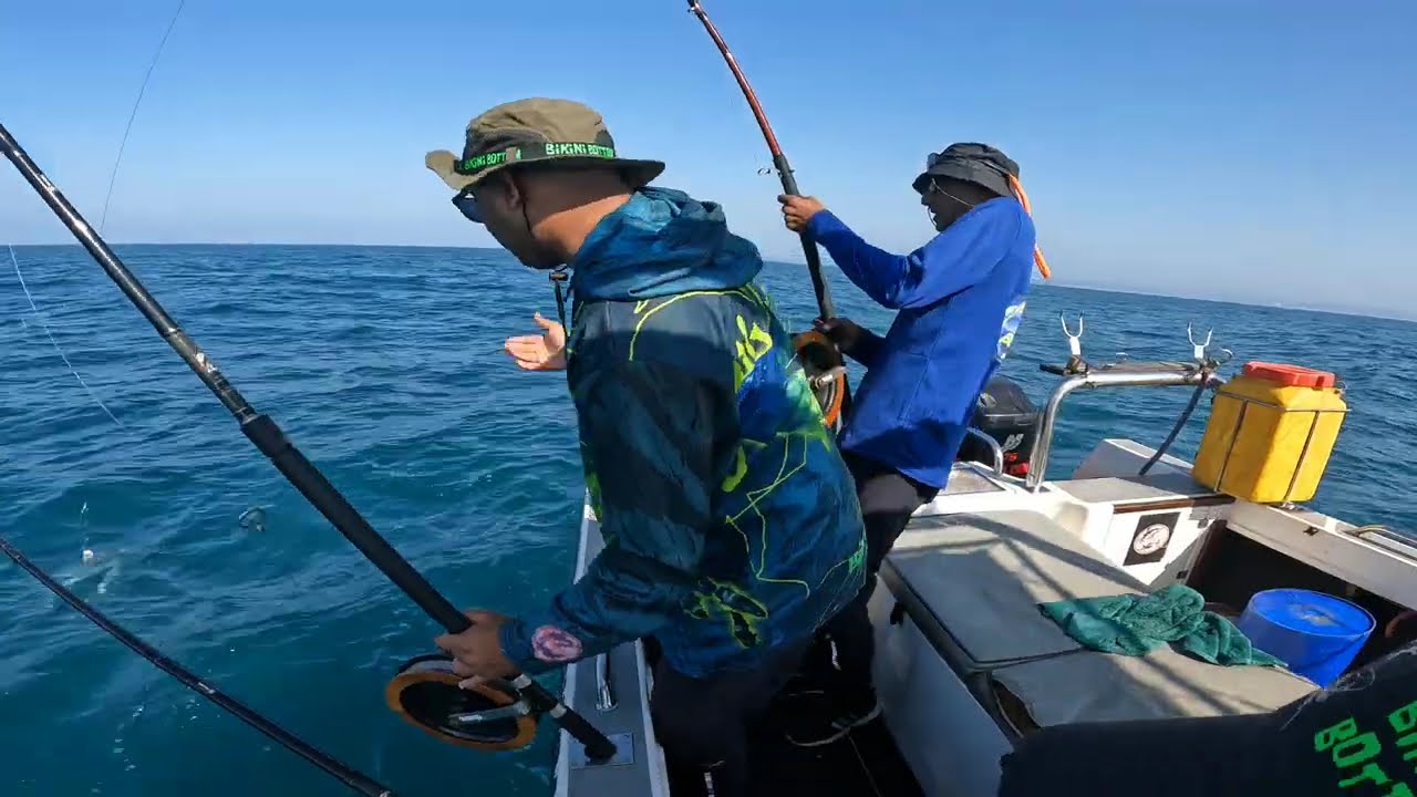 FISHING DURBAN-DEEP SEA -SOUTH-UNCUT-SKI BOAT FISHNG-SOUTH AFRICA