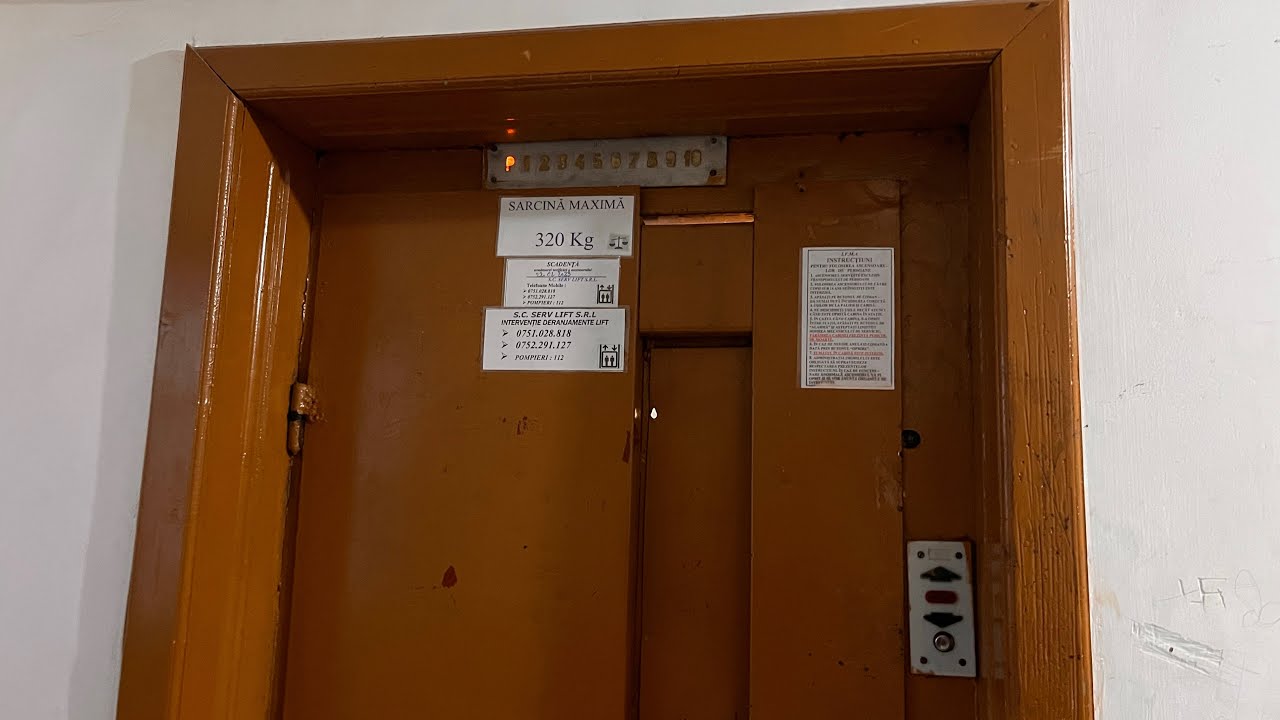 1975 refurbished IFMA T46 lift @ Strada Scurtă, Suceava, România 
