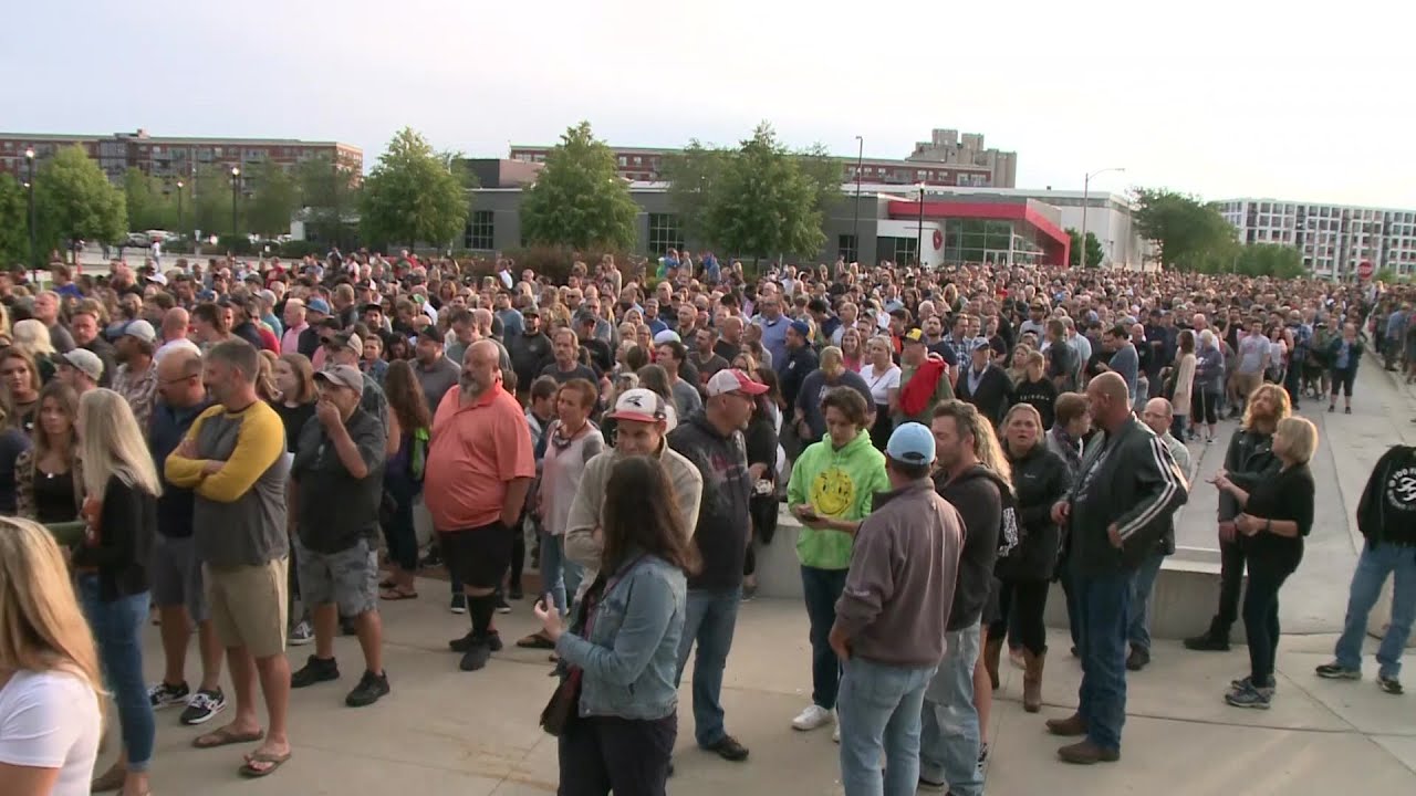 Renovated American Family Insurance Amphitheater hosts first concert in 2 years