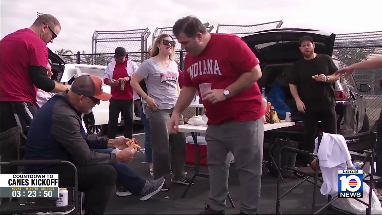 Indiana fans tailgate at Hard Rock Stadium