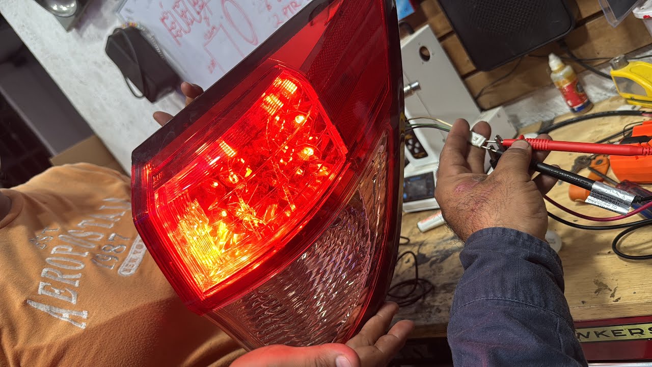Reparando una calavera quemada de HRV Honda