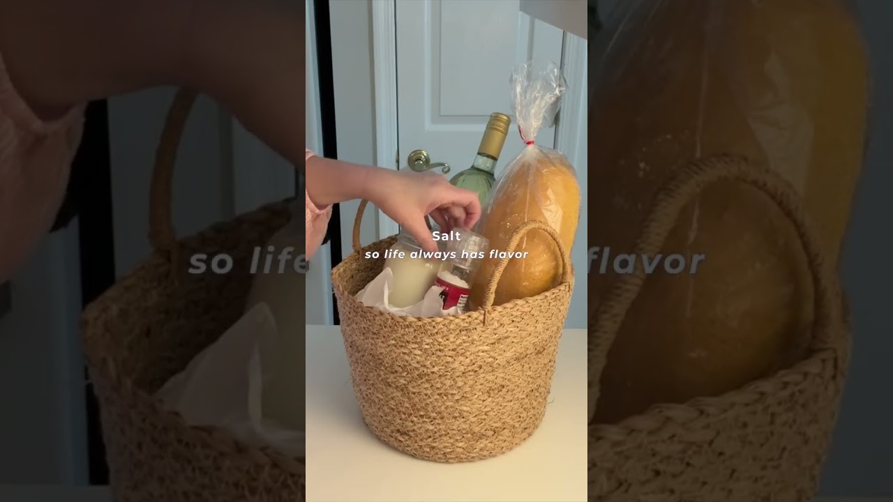 HOUSEWARMING HOUSE BLESSING GIFT BASKET IDEA 🏡✨ (Easy DIY Gift!)