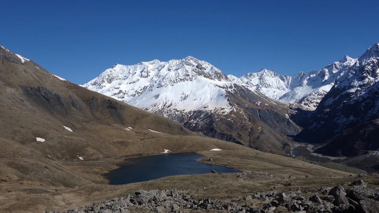 L'Aiguillon par le lac du Pontet