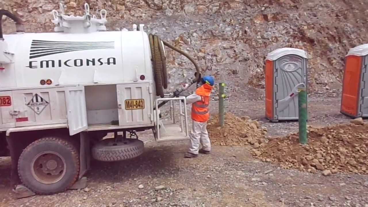LIMPIEZA DE SANITARIOS PORTATILES - EMICONSA