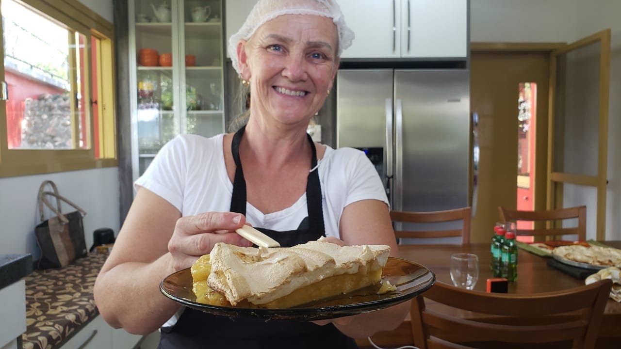 Receita de pizza banana nevada com massa caseira