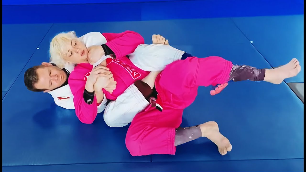How To Finally Escape That Annoying Body Triangle From The Back