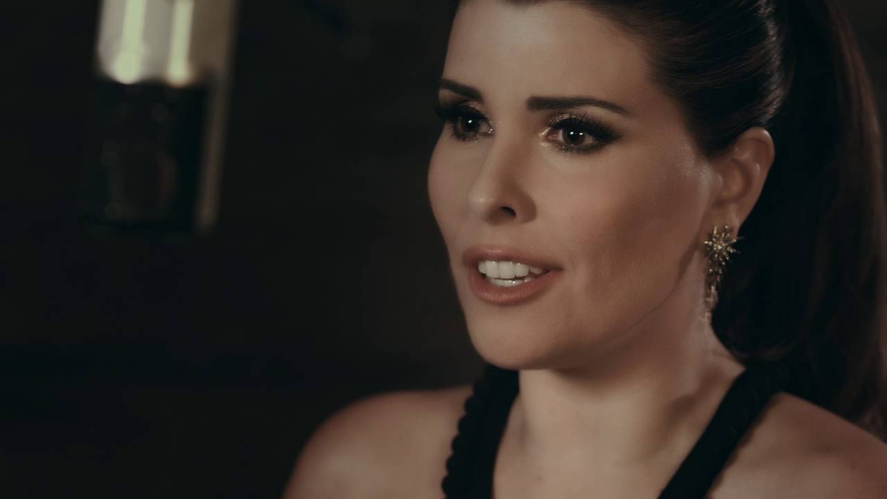 THE WAY YOU LOOK TONIGHT - NÁDIA FIGUEIREDO & PLÁCIDO DOMINGO JR.