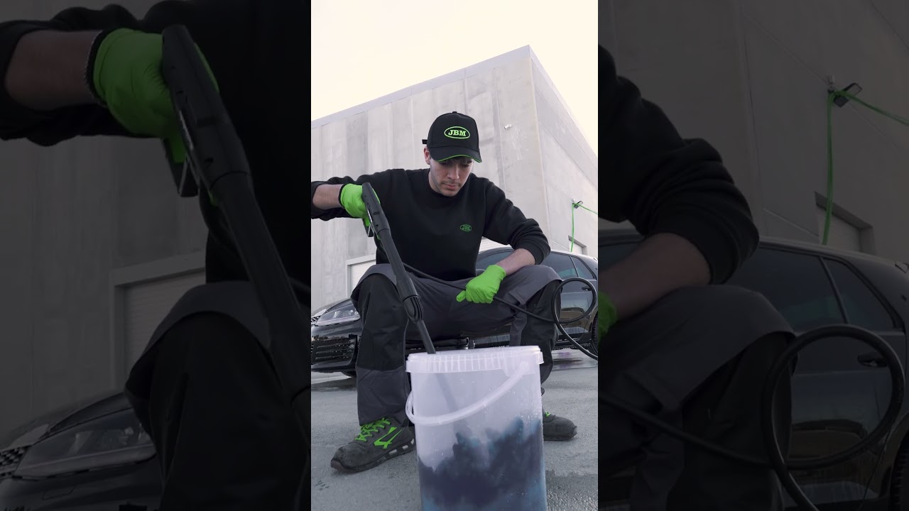 Pure Zufriedenheit mit dem Reinigungsset 54895 an diesem Golf GTI 🚗✨