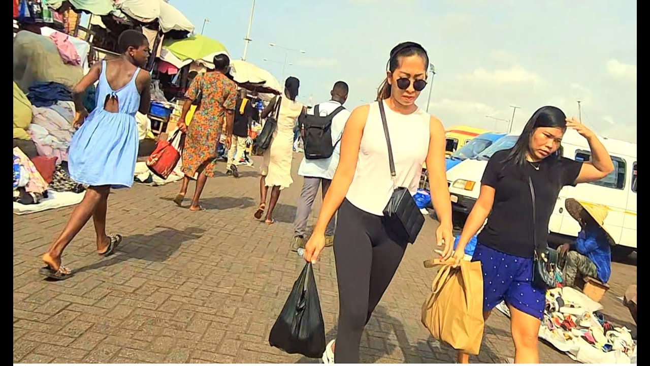 A SATURDAY AFTERNOON WALK FROM TEMA STATION TO THE MAKOLA MARKET IN ACCRA, GHANA, AFRICA