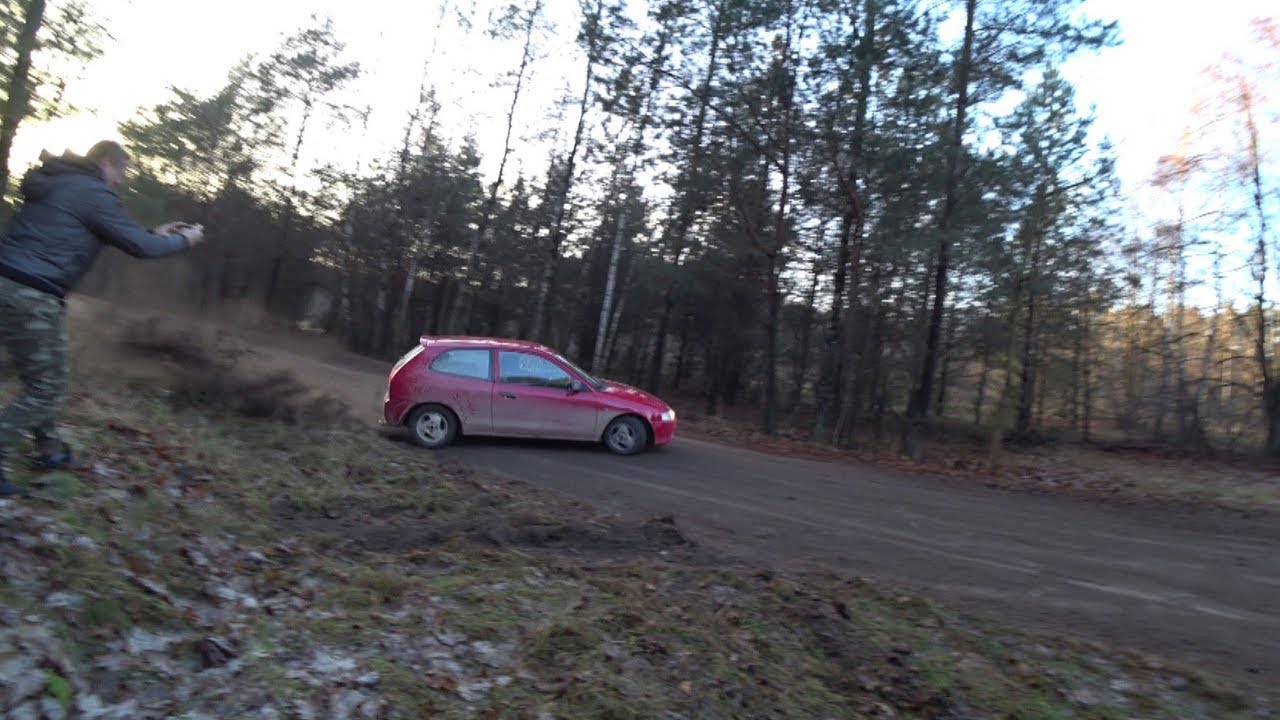 Napęd przedni też jest fajny*SLIDING FWD* Mitsubishi Colt- Dokurviator